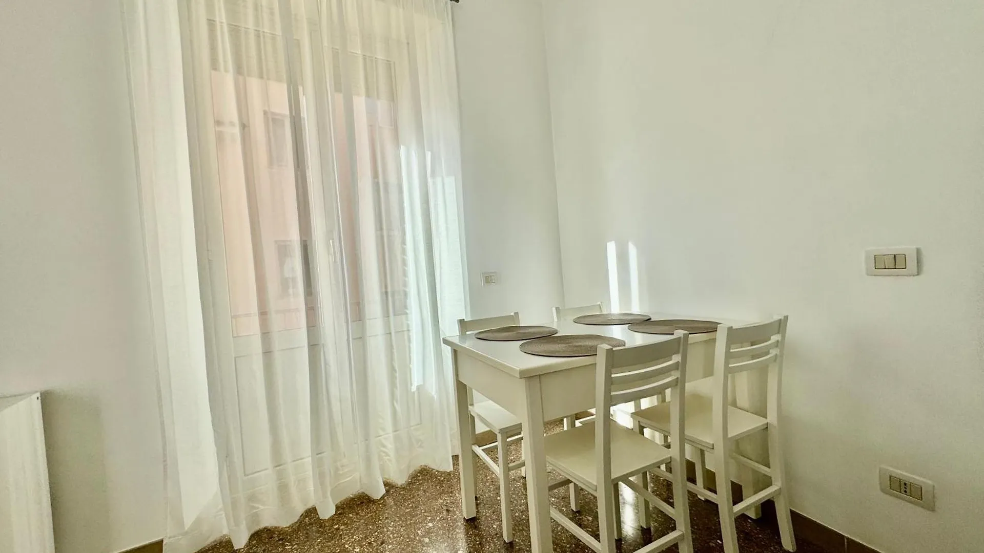 Monteverde Guest Inn Rome Italy